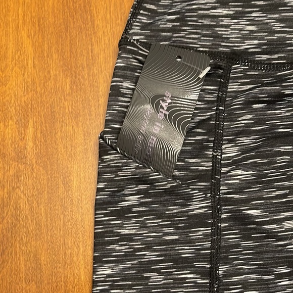 ODODOS Pants - NWT ODODOS: women’s leggings